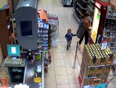 В Красноярске мать, избившая ребёнка в супермаркете, пойдёт под суд (ВИДЕО)
