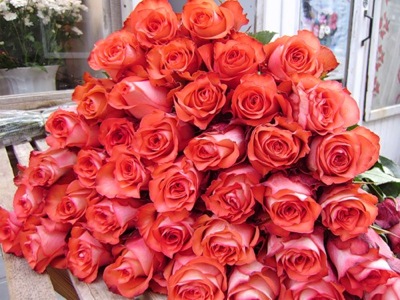 В Абакане романтичный грабитель унёс букет роз из магазина цветов