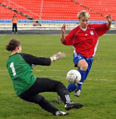 "Женский" и "ветеранский" футбольные турниры состоятся в Усть-Абакане