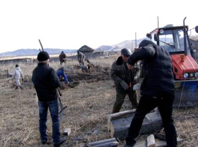 Трудовой десант высадился в селе Карагай Таштыпского района