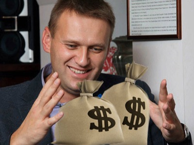 В Кремле назвали бредом новость о тайном финансировании Навального