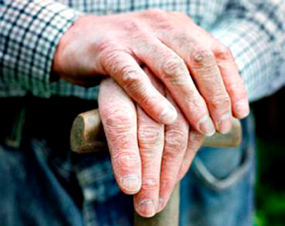 За минувшие сутки двое пенсионеров в Хакасии пострадали в ДТП