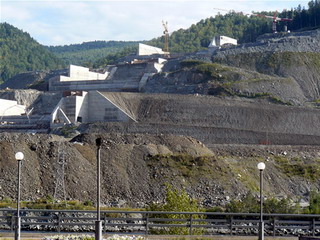 Береговой водосброс СШ ГЭС будет сдан в сентябре 2010 года