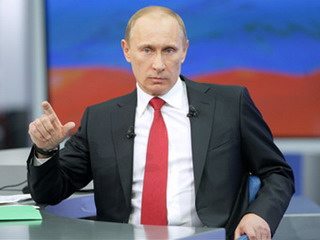 Путин призвал губернаторов к "прямым линиям"