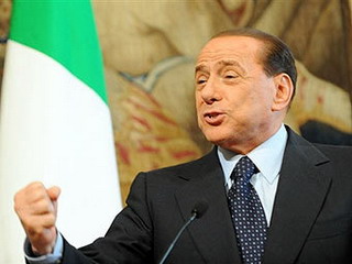 Берлускони поклялся придушить авторов телесериала "Спрут"