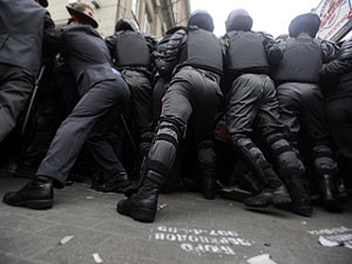 Закон "О полиции" вызвал бурные споры в Госдуме 