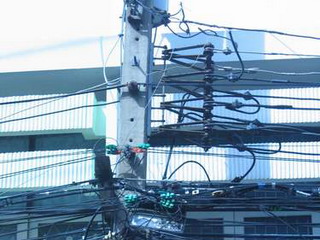 Сильный ветер привел к перебоям электроснабжения в Хакасии
