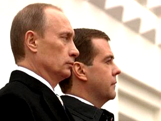 Рейтинги Медведева и Путина растут