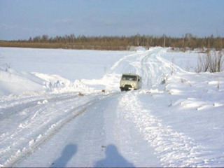 В Хакасии обнаружены незаконные ледовые переправы
