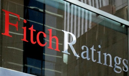 Агентство "Fitch" понизило кредитный рейтинг России до "BBB–"