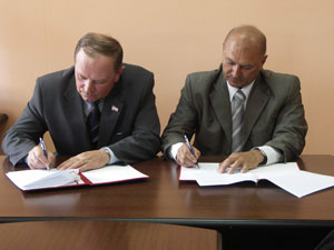 Отделение Пенсионного фонда и Федерация профсоюзов Хакасии подписали соглашение о сотрудничестве