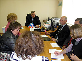 В Черногорске прошло собрание Совета сторонников «Единой России»