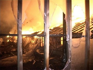 Пожар уничтожил китайские теплицы в Минусинском районе