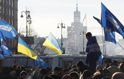 Янукович объявлен в розыск, с завтрашнего дня на Украине начинается кампания по выбору президента