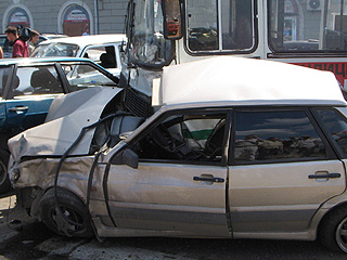 В Челябинске пьяный водитель сбил двух женщин, одна скончалась