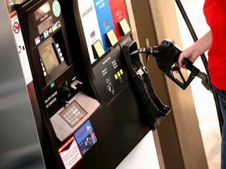Цены на автомобильное топливо в Хакасии стабильны