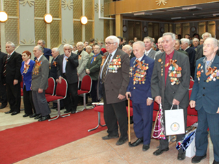 В Минспорттуризма Хакасии поздравили ветеранов войны и спорта    