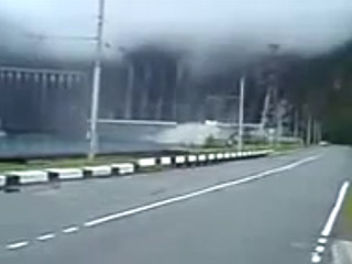 Видео в момент аварии на СШ ГЭС