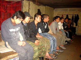 В Кызыле задержана группа нелегальных мигрантов из Вьетнама