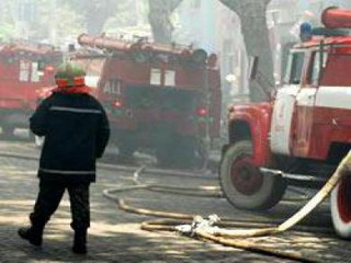 При пожаре в тюменском кафе погибли три человека