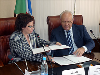 Правительство Хакасии заключило со Сбербанком РФ соглашение о сотрудничестве