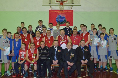 В Черногорске баскетболисты провели игру с ветеранами Афганистана