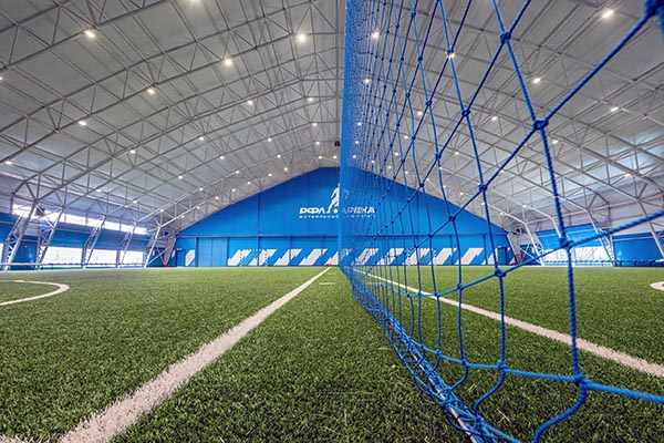 крытый футбольный манеж аренда